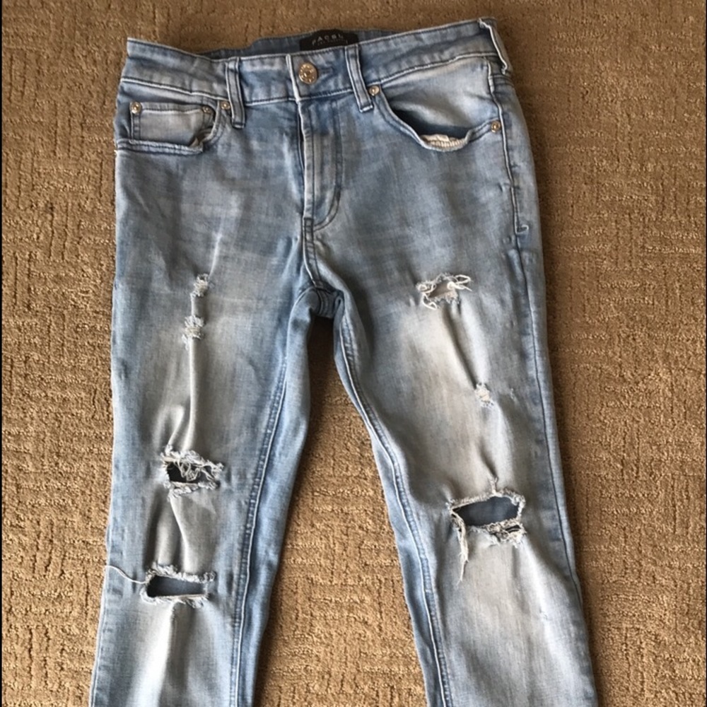 skinny jeans